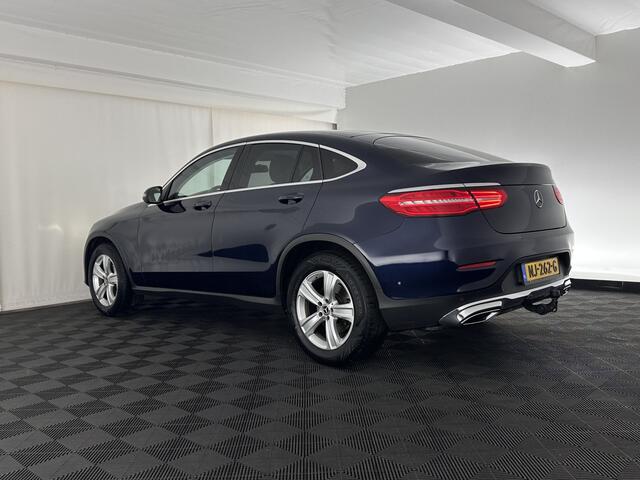 Mercedes-Benz Glc Coupé 220 d 4MATIC Ambition (INCL.BTW) *PANO | LEATHER | FULL-LED | HEATED-SPORTSEATS | CAMERA | NAVI-FULLMAP | PRIVACY-GLASS | ECC | PDC | CRUISE | TOWBAR | 18''ALU*