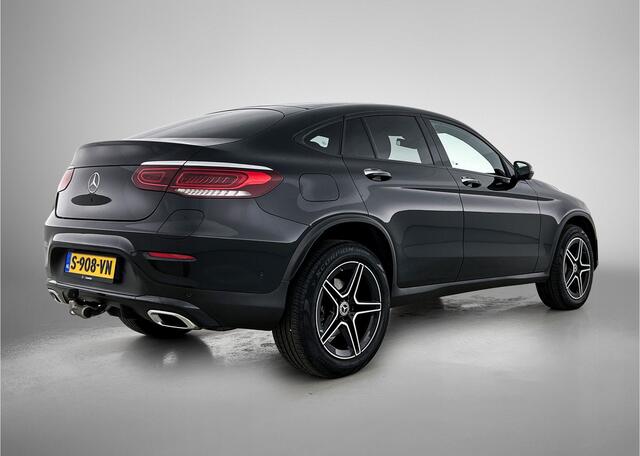 Mercedes-Benz Glc Coupé 300 e 4MATIC AMG Trekhaak | Schuifdak | Keyless Go | 360gr Camera | Elektr. achterklep | Inclusief 24 maanden Mercedes-Benz Certified garantie voor Europa.