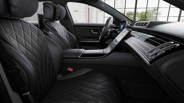 Mercedes-Benz S-KLASSE 580 e 4MATIC Lang AMG Line | Entertainment achter | Chauffeurpakket | Massage voor en achter | Microvezel hemelbekleding | Night pakket |