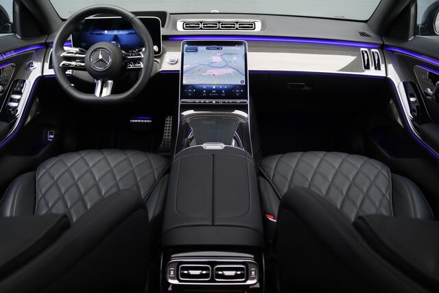 Mercedes-Benz S-KLASSE 580 e 4MATIC Lang AMG Line | Airmatic | Achterasbesturing | Chauffeurspakket | Distronic+ | Memory | Stoelventilatie V+A | Burmester | Soft-Close | Digital Light | Vlakkenverwarming | HUD |