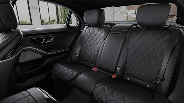 Mercedes-Benz S-KLASSE 580 e 4MATIC Lang AMG Line | Premium Plus | Achterasbesturing | Entertainment | Stoelventilatie | 20" lichtmetalen velgen |