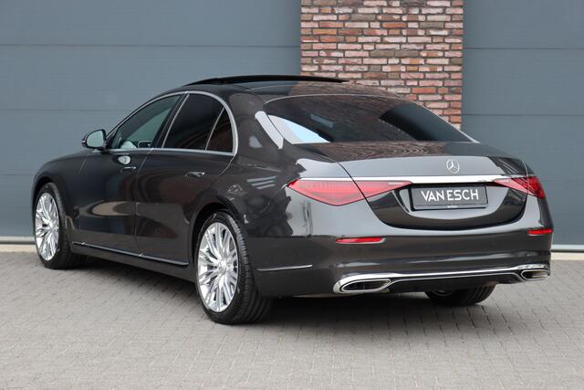Mercedes-Benz S-KLASSE 500 4MATIC Premium | E-Active Body Control | Achterasbesturing | Distronic+ | Massage | Burmester High End | Stoelventilatie V+A | 3D-Display | MBUX Tablet | Verwarmd Stuurwiel | Zonweringpakket |
