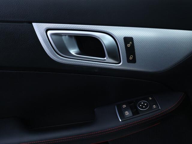 Mercedes-Benz SLC-KLASSE 180 AMG Sportpakket | Airscarf | Leder | Parkeercamera | Stoelverwarming | Navigatie | Variodak | Inclusief 12 Maanden Garantie