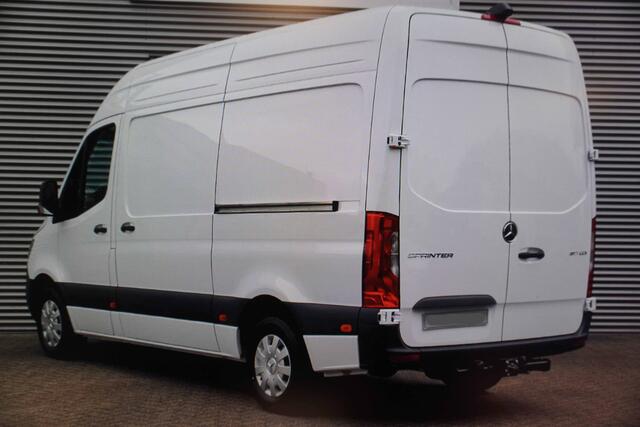 Mercedes-Benz SPRINTER 317 CDI 170PK L2H2 Pro automaat Schuifdeur links en Rechts Trekhaak 3.500KG | Climate | adap.Cruise | Apple/Android | Blis | Camera