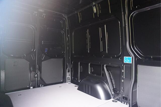 Mercedes-Benz SPRINTER 319CDI Select L2H2 10.25" Mbux, ACC, LED, 17" LM 3.5T Trekhaak!! NR. 717