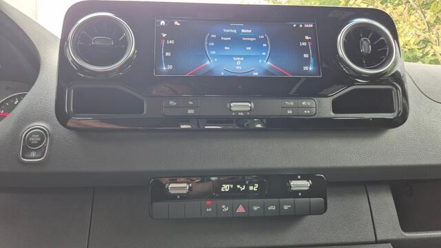 Mercedes-Benz SPRINTER Rolstoelbus met 9-zitplaatsen Incl-BPM