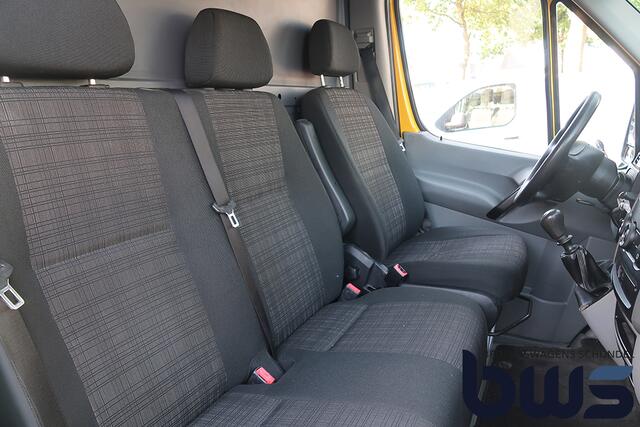 Mercedes-Benz SPRINTER 316 2.2 CDI L2H2 Airco / Trekhaak / Cruise / Camera / 3500 kg trekhaak