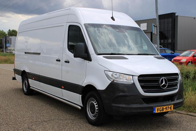 Mercedes-Benz SPRINTER 316 2.2 CDI L3H2 Automaat | Camera | Chauffeursstoel | Trekhaak | Cruisecontrol | Dodehoekassistent | Spiegelpakket | Navigatie