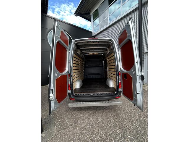 Mercedes-Benz SPRINTER 315 1.9 CDI L2H2 RWD