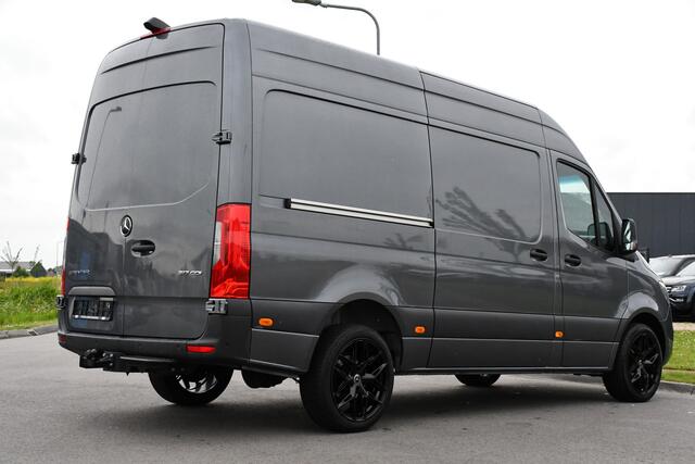 Mercedes-Benz SPRINTER 317 1.9 CDI L2H2 RWD AMG Edition Camera, Cruise, LED, 3500kg Trekgewicht, Carplay, NAVI, LED, 170PK, Automaat, Sensoren, Stoelverwarming, Uniek!