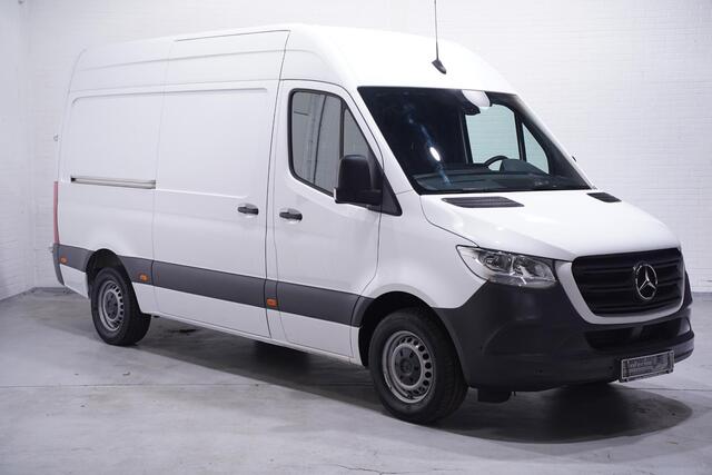 Mercedes-Benz SPRINTER 317 CDI 170 pk L2H2 Aut. Navi, Camera Apple Carplay, 270 Graden Deuren, PDC V+A, 3-Zits