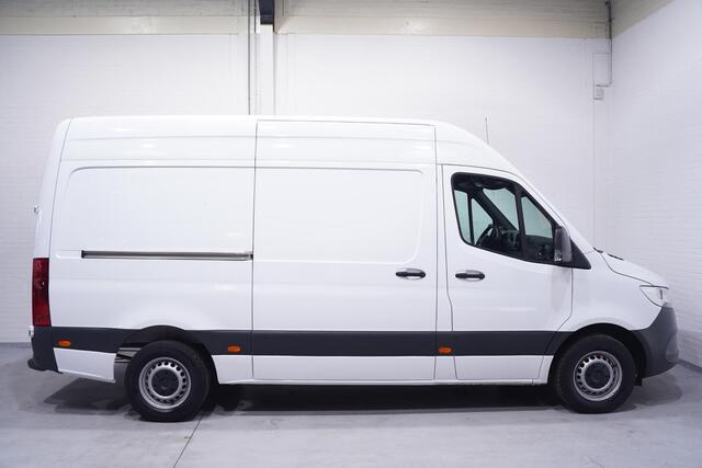 Mercedes-Benz SPRINTER 317 CDI 170 pk L2H2 Aut. Navi, Camera Apple Carplay, 270 Graden Deuren, PDC V+A, 3-Zits