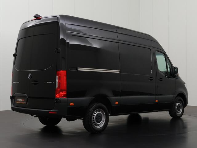 Mercedes-Benz SPRINTER 315CDI 9G-Tronic Automaat L2H2 | 3500Kg Trekken | Touchscreen | Camera | 3-Persoons | Airco | Cruise