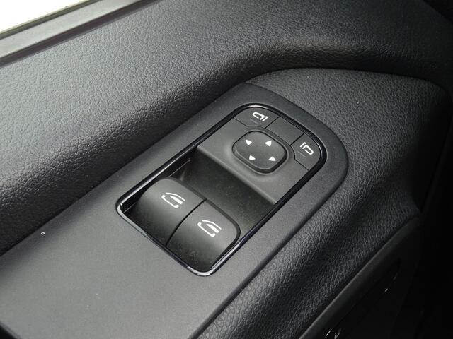 Mercedes-Benz SPRINTER 317 1.9 CDI L3H2 * CARPLAY * CAMERA * 3 ZITS !!