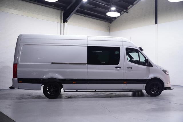 Mercedes-Benz SPRINTER 315 CDI 150 pk L3H2 Black&White Dubbel Cabine Navi, 360 Camera, AMG Grille, 18" LMV, Sidebars, Zonneklep, 6-Zits