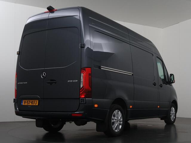 Mercedes-Benz SPRINTER 319 CDI | L2 H2 | Select | Aut. | 3500 KG AHW | Navigatie | Airco | Stoelverwarming | | Achteruitrijcamera | Distronic | Dodehoekassistent | Geveerde Comfortstoel en bijrijdersbank | Trekhaakvoorbereiding 3500kg | Certified |