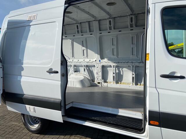 Mercedes-Benz SPRINTER 516 CDI L2H2 E6 Dub Lucht | Automaat | C1-Rbw | 5.000kg GVW | Trekhaak | Airco