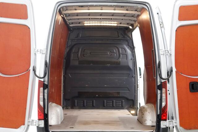 Mercedes-Benz SPRINTER 319 CDI 3.0 V6 190pk E6 7G Automaat LED/Camera/Navi Trekhaak 3500kg 10-2019