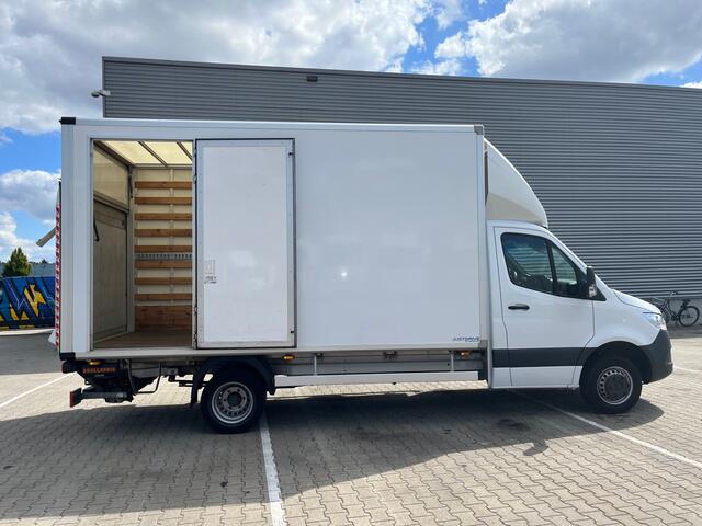 Mercedes-Benz SPRINTER 515 1.9 CDI / Box 4.4 mtr / Laadklep / Zijdeur