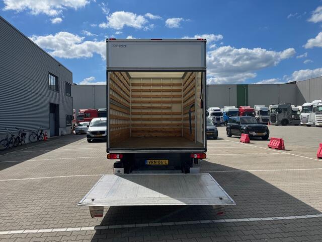 Mercedes-Benz SPRINTER 515 1.9 CDI / Box 4.4 mtr / Laadklep / Zijdeur