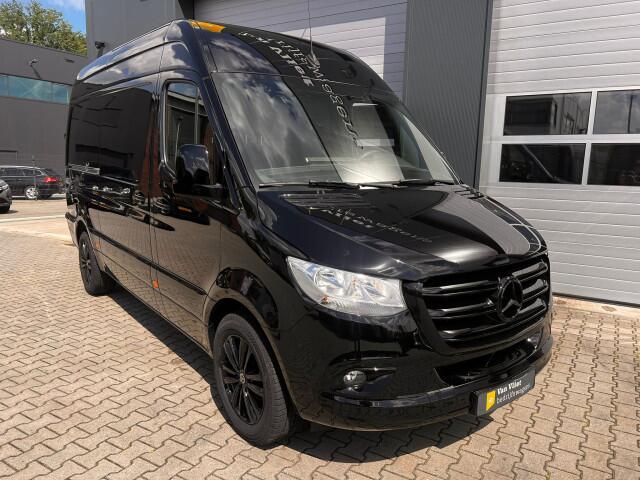 Mercedes-Benz SPRINTER 319 1.9 CDI L2H2 RWD VVB BLACK EDITION LAGE KMSTAND VVB329 BPM vrij! Benut nu nog uw voordeel!