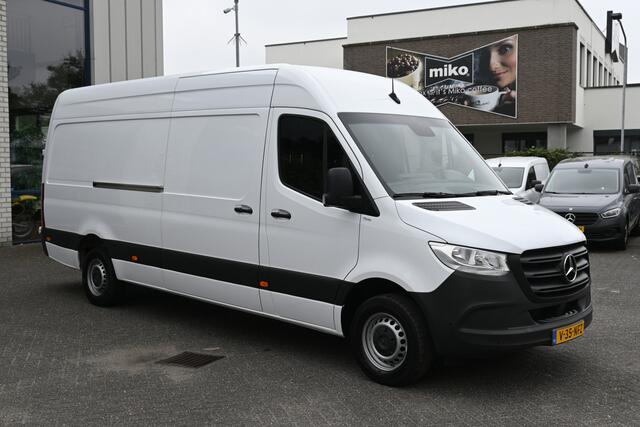 Mercedes-Benz SPRINTER 317 CDI L3H2 RWD 3500 kg Trekhaak, Geveerde stoel, MBUX met camera