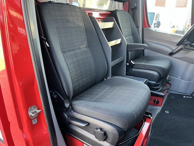 Mercedes-Benz SPRINTER 513 2.2 CDI 366 Laadkraan Hogedrukreingier Rioolreinigingsinstallatie Airco Cruise controle 2-Persoons Camera Kraan Autolaadkraan Gereedschapskist Open laadbak Pick-up p-up Euro 6 ( EX gemeinde )