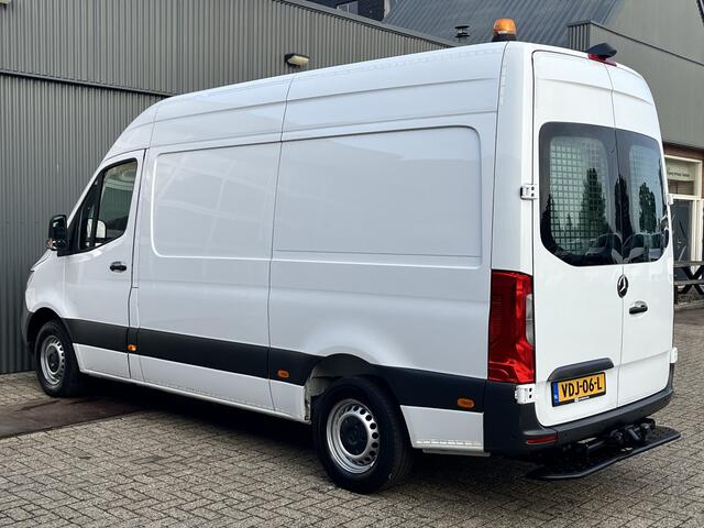 Mercedes-Benz SPRINTER 316 2.2 CDI L2H2 Servicewagen Kastinrichting Airco Cruise controle Trekhaak 2800kg Trekgewicht Omvormer Apple carplay 360*Camera 1e Eigenaar Euro 6 Bpm vrij voor particulier gebruik!!