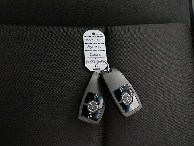 Mercedes-Benz SPRINTER 516CDi L2H1 Dubbel lucht | Led | Multimedia | Camera | 3-Persoons | Betimmering