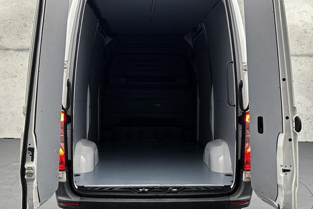 Mercedes-Benz SPRINTER 319 CDI V6 L2H2 EURO 6 | Twee keer schuifdeur | Trekhaak | Camera | Cruise control | Lederen bekleding