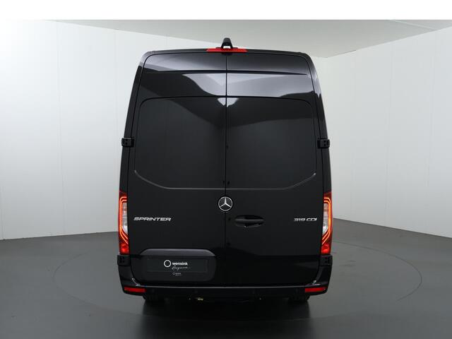 Mercedes-Benz SPRINTER 319 CDI L3 H2 Select | Winterpakket | Trekgewicht 3500 kg | Adaptieve Cruise Distronic | LED koplampen | Achteruitrijcamera | Smartphone integratie pakket |