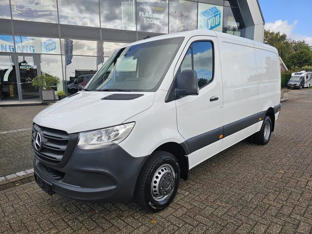 Mercedes-Benz SPRINTER 517 CDI L2-H1 Handgeschakeld * Camera * Trekhaak 3,5t *