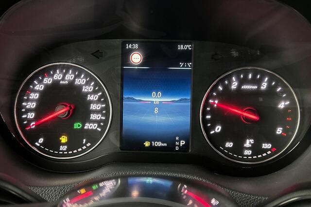 Mercedes-Benz SPRINTER 319 CDI L2H2 RWD Automaat | Camera | Trekhaak | Adaptieve cruise control | Airco | BPM vrij!!