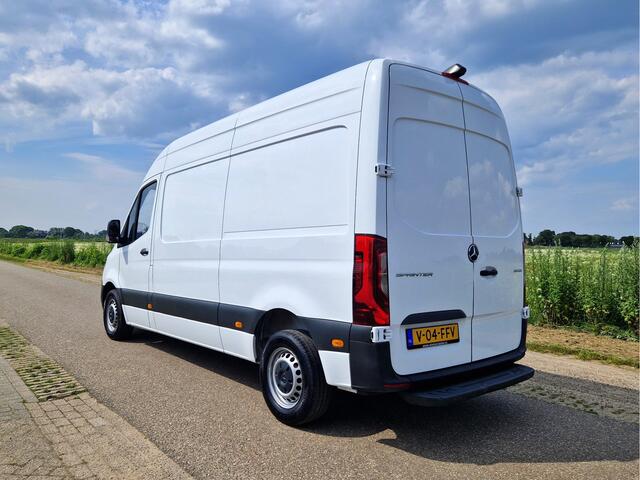 Mercedes-Benz SPRINTER 211 1.9 CDI L2 H2 - 110 Pk - Euro 6 - MBUX - Parkeercamera
