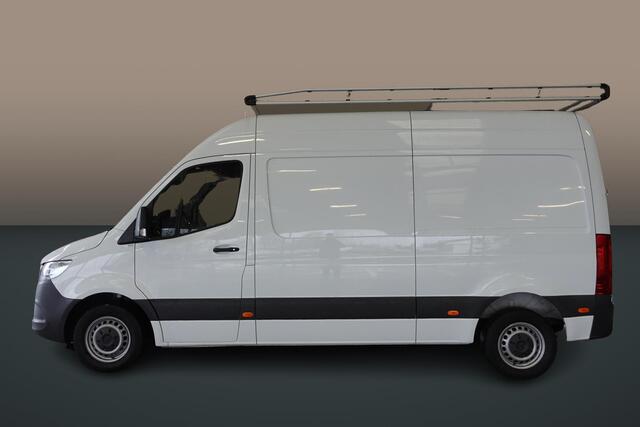 Mercedes-Benz SPRINTER 211 1.9 CDI L2H2 FWD Automaat Airco Cruise Control Navi Trekhaak Imperiaal