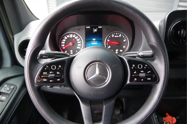Mercedes-Benz SPRINTER 516 2.2 CDI L3 BAKWAGEN, LAADKLEP, ZIJDEUR, DUBBELLUCHT, AUT. CAMERA, NAVI, CRUISE, CLIMA, MEUBELBAK, NL AUTO, NAP