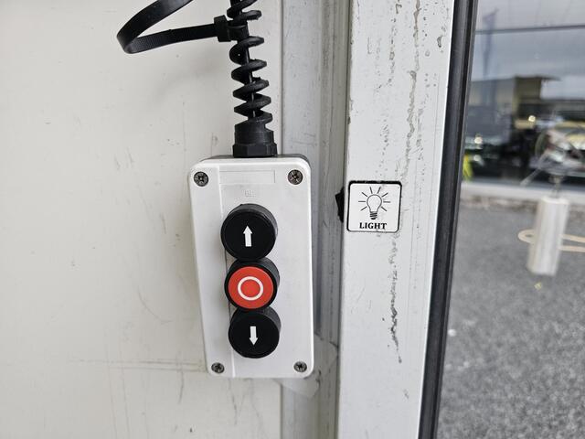 Mercedes-Benz SPRINTER 517 CDI L3 RWD Bakwagen met Laadklep Automaat * Camera * Navi * Trekhaak *