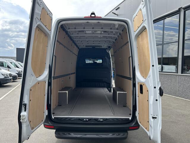 Mercedes-Benz SPRINTER 317 CDI L3 H2 PRO Facelift/ MBUX / Camera / Parkeersensoren / Cruise control / Airco / 270 Graden achterdeuren