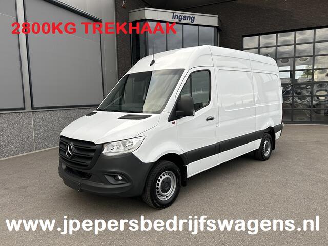 Mercedes-Benz SPRINTER 317 CDI L2 H2 2800KG Trekhaak / MBUX / Camera / Navigatie / Stand kachel / Airco / 270 Graden achterdeuren