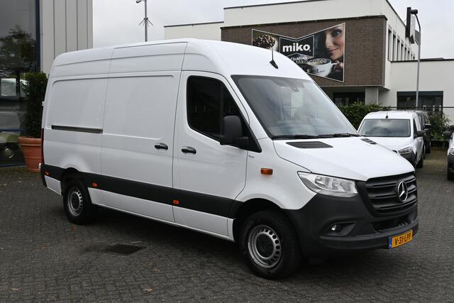 Mercedes-Benz SPRINTER 317 CDI L2H2 360 Graden camera, Geveerde stoel, Navigatie