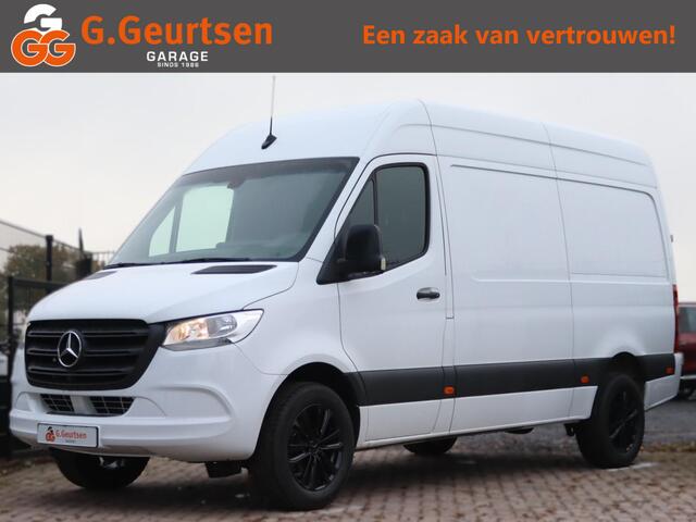 Mercedes-Benz SPRINTER 319CDI 3.0 V6, L2H2, 3-Persoons, 2800KG Trekhaak, 360Camera, PDC, Cruise Control