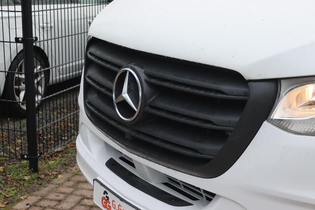 Mercedes-Benz SPRINTER 319CDI 3.0 V6, L2H2, 3-Persoons, 2800KG Trekhaak, 360Camera, PDC, Cruise Control