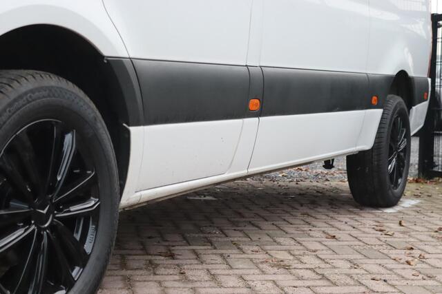 Mercedes-Benz SPRINTER 319CDI 3.0 V6, L2H2, 3-Persoons, 2800KG Trekhaak, 360Camera, PDC, Cruise Control