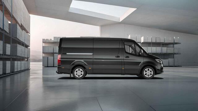 Mercedes-Benz SPRINTER 319 CDI L2 H1 Select | Distronic | 3500 KG Trekhaak | 17" Lichtmetalen Wielen |