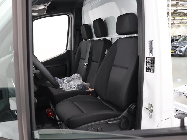 Mercedes-Benz SPRINTER 317 CDI L3 Chassis RWD Pro | 2024 Registratie | 3500 KG Trekhaak | 10.25 "MBUX Navigatiesysteem |