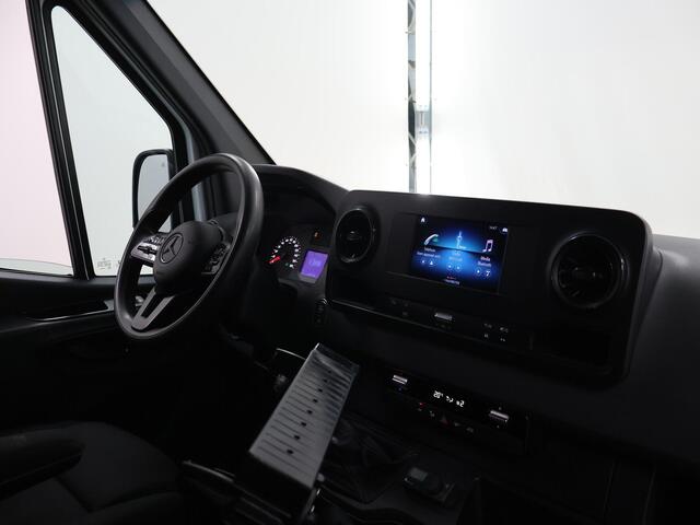 Mercedes-Benz SPRINTER 316 CDI L2 H2 | Parkeercamera | Bluetooth | Complete inrichting | Keyless Go | Flitsbalk | 2-zits | Standkachel | 3500 KG. AHW |