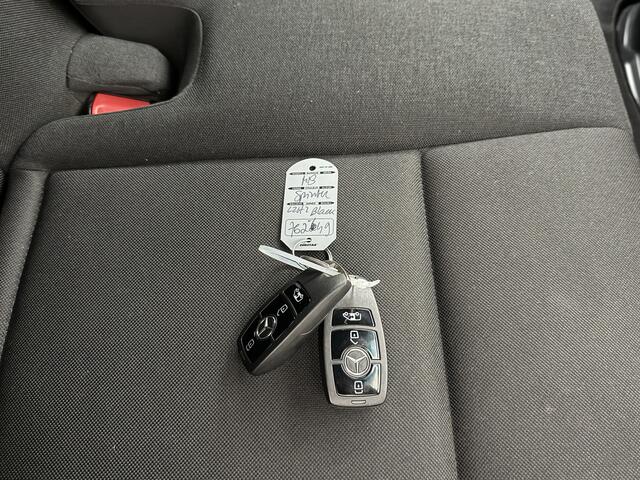 Mercedes-Benz SPRINTER 317CDI 9G-Tronic Automaat L2H2 | 3500Kg Trekhaak | 10" Navigatie | Camera | Touchscreen