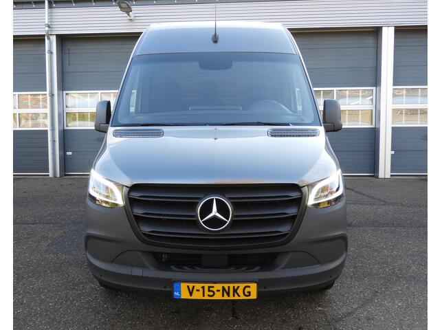 Mercedes-Benz SPRINTER 317 1.9 CDI L3H2 RWD AUT | LED | MBUX | 3.5t TREKHAAK