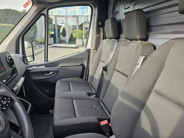 Mercedes-Benz SPRINTER 317 CDI L2-H2 RWD Automaat Glasresteel * Camera * Navi * Cruise *