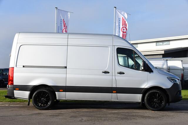 Mercedes-Benz SPRINTER 319 1.9 CDI L2H2 RWD PB Edition Camera, Cruise, Carplay, 190pk, LED, 3500kg Trekhaak, Stoelverwarming, Multimedia, Uniek!